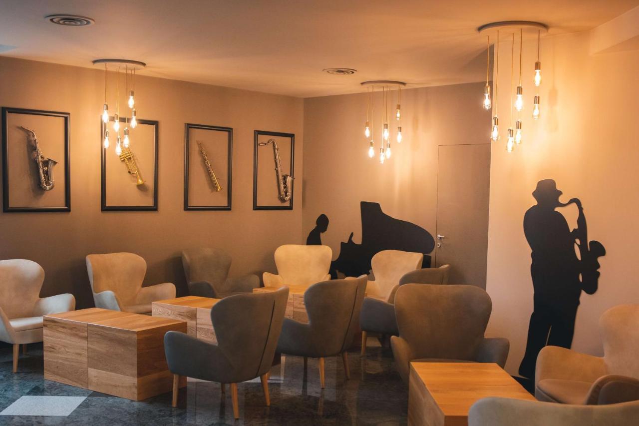 Best Western Mirage Hotel Fiera باديرنو دونيانو المظهر الخارجي الصورة