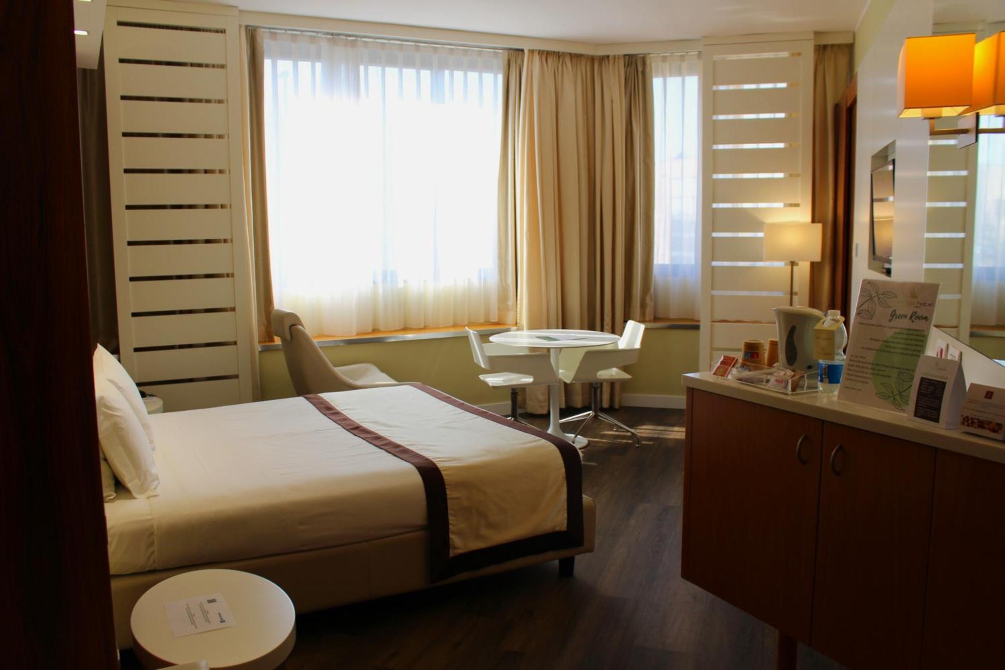 Best Western Mirage Hotel Fiera باديرنو دونيانو المظهر الخارجي الصورة