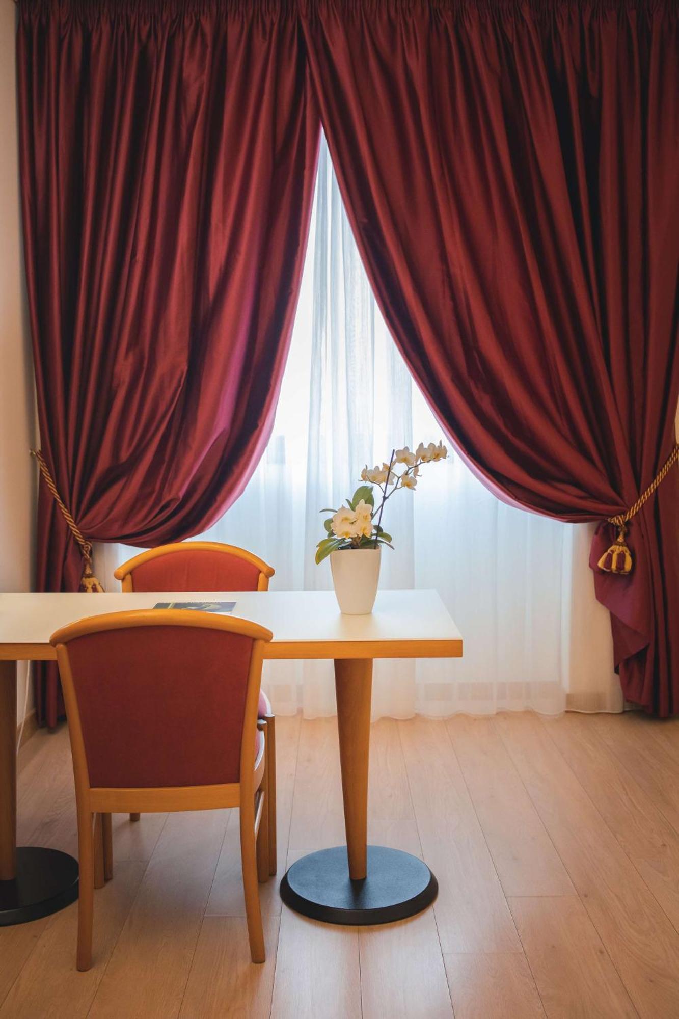 Best Western Mirage Hotel Fiera باديرنو دونيانو المظهر الخارجي الصورة